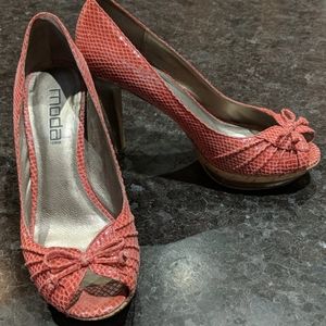 Women's coral colored heels